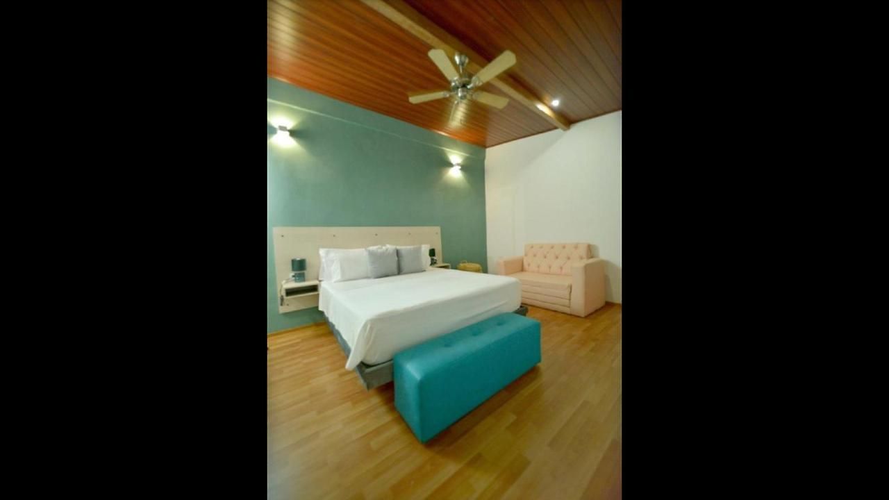 Pensión Room In Guest Room - Ca-2 Room In Cartagena
