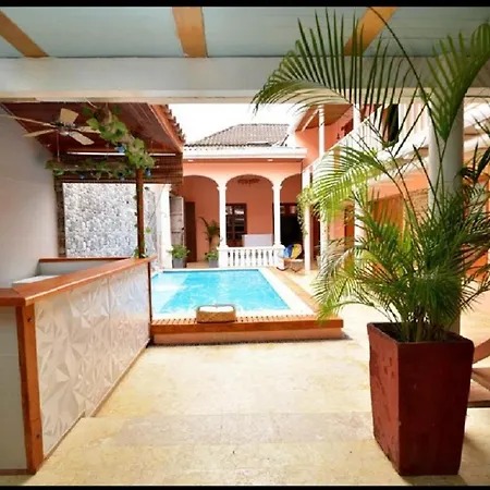 Room In Guest Room - Ca-2 Room In Cartagena