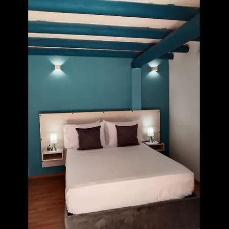 Pensión Room In Guest Room - Ca-2 Room In Cartagena